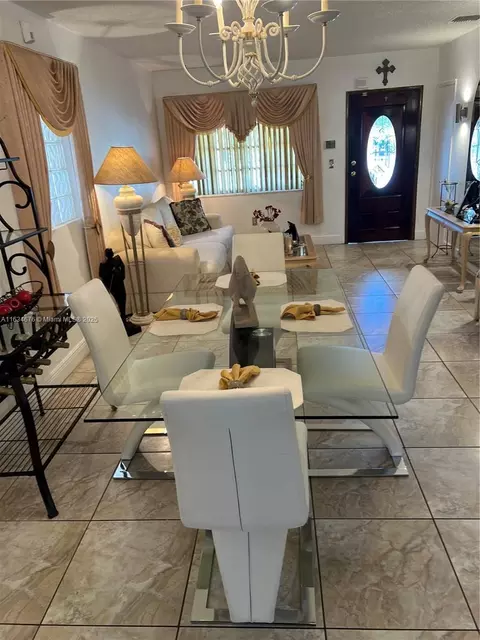 Dining - 180 E 62nd St, Hialeah, FL 33013 photo 2 of 6