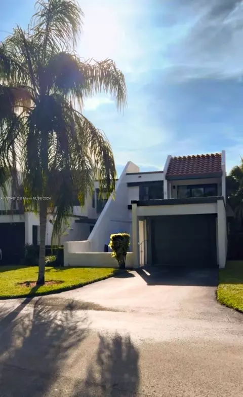 291 Fern Dr #4-3, Weston, FL 33326