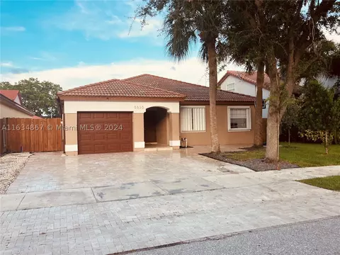 5530 NW 49th Way, Coconut Creek, FL 33073
