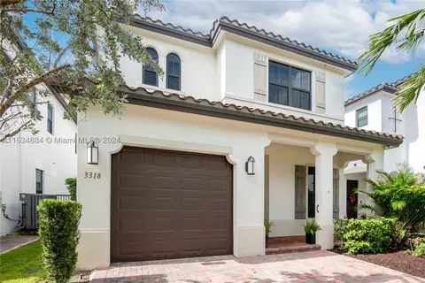 3318 W 99th Pl, Hialeah, FL 33018 photo 1
