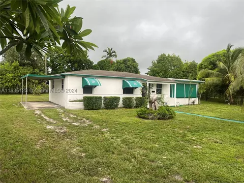 1840 NW 122nd St, Miami, FL 33167