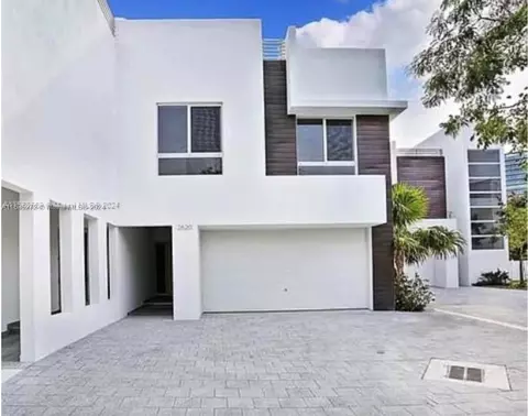 2620 Trapp Ave #B, Coconut Grove, FL 33133