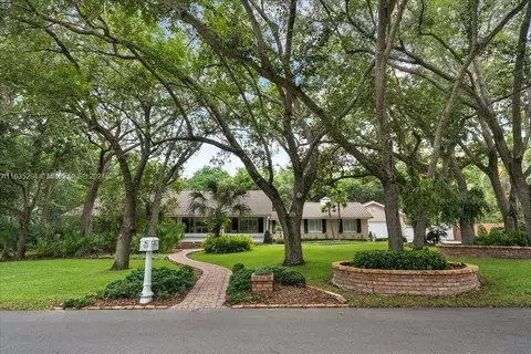 26520 SW 173rd Pl, Homestead, FL 33031