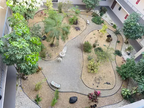 2821 Somerset Dr #407, Lauderdale Lakes, FL 33311