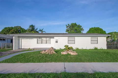 16025 SW 101st Ave, Miami, FL 33157