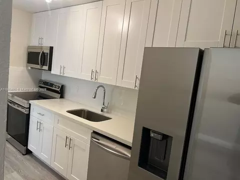 2434 NW 52nd Ave #2434, Lauderhill, FL 33313