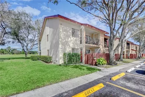 7941 Southgate Blvd #A12, North Lauderdale, FL 33068