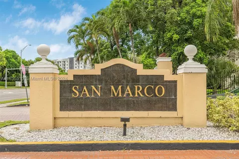 8810 Fontainebleau Blvd #116, Miami, FL 33172