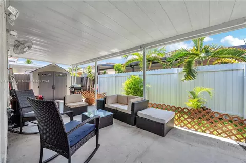 426 W 70th St, Hialeah, FL 33014 photo 16