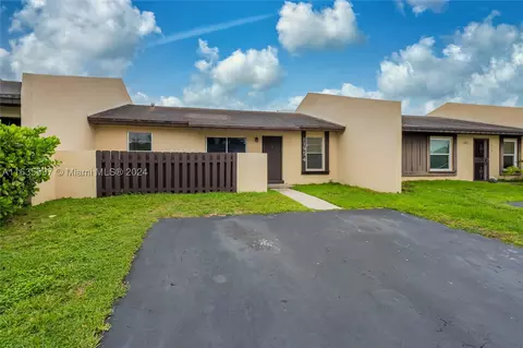 11954 SW 122nd Ct, Miami, FL 33186
