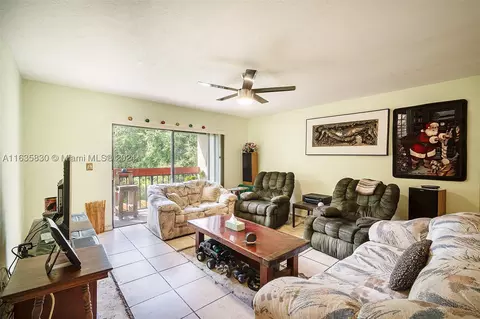8650 SW 149th Ave #316, Miami, FL 33193