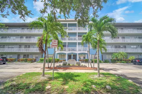 3600 Van Buren St #205, Hollywood, FL 33021