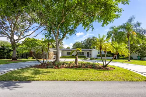 8465 SW 107th St, Miami, FL 33156