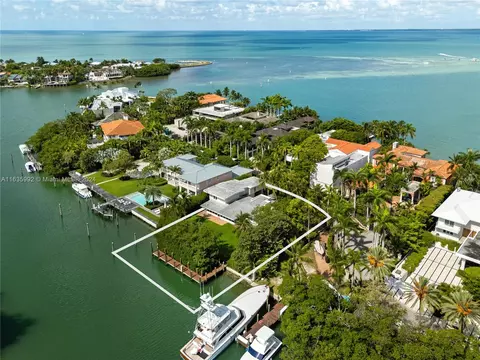 4 Harbor Pt, Key Biscayne, FL 33149