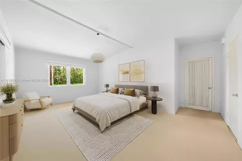 Bedroom - 4 Harbor Pt, Key Biscayne, FL 33149 photo 2 of 2