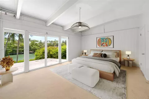 Bedroom - 4 Harbor Pt, Key Biscayne, FL 33149 photo 1 of 2