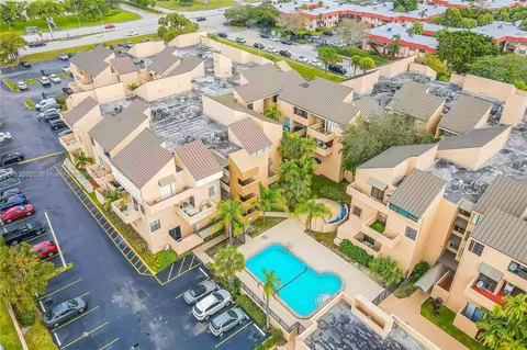 10400 SW 108th Ave #A408, Miami, FL 33176