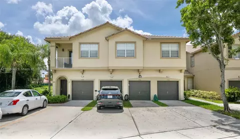 13104 SW 44th St #2201, Miramar, FL 33027