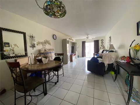 1630 W 46th St #514B, Hialeah, FL 33012 photo 11