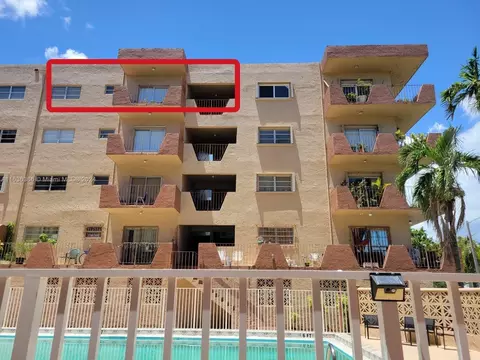 1630 W 46th St #514B, Hialeah, FL 33012 photo 3