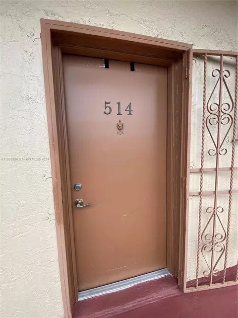 1630 W 46th St #514B, Hialeah, FL 33012 photo 8