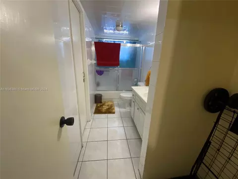1630 W 46th St #514B, Hialeah, FL 33012 photo 15