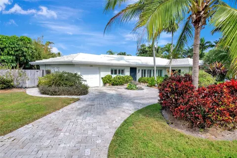 2741 NE 27th Ct, Fort Lauderdale, FL 33306