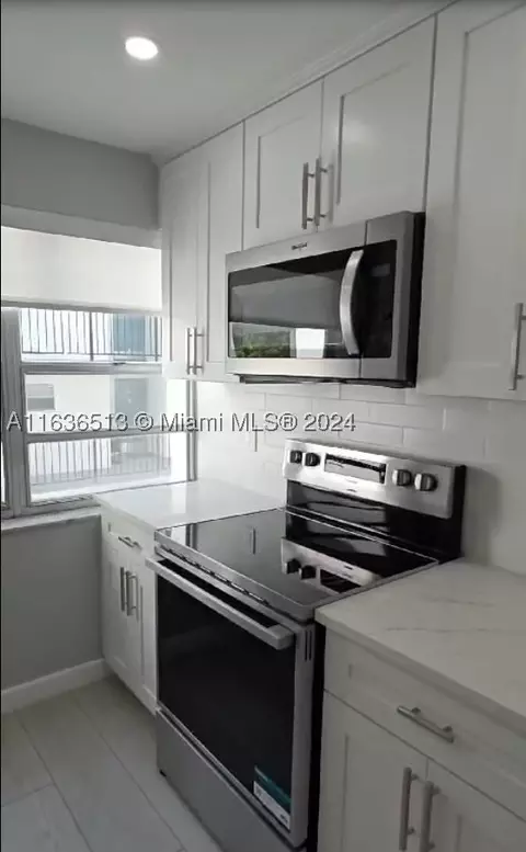 6901 Cypress Rd #C17, Plantation, FL 33317