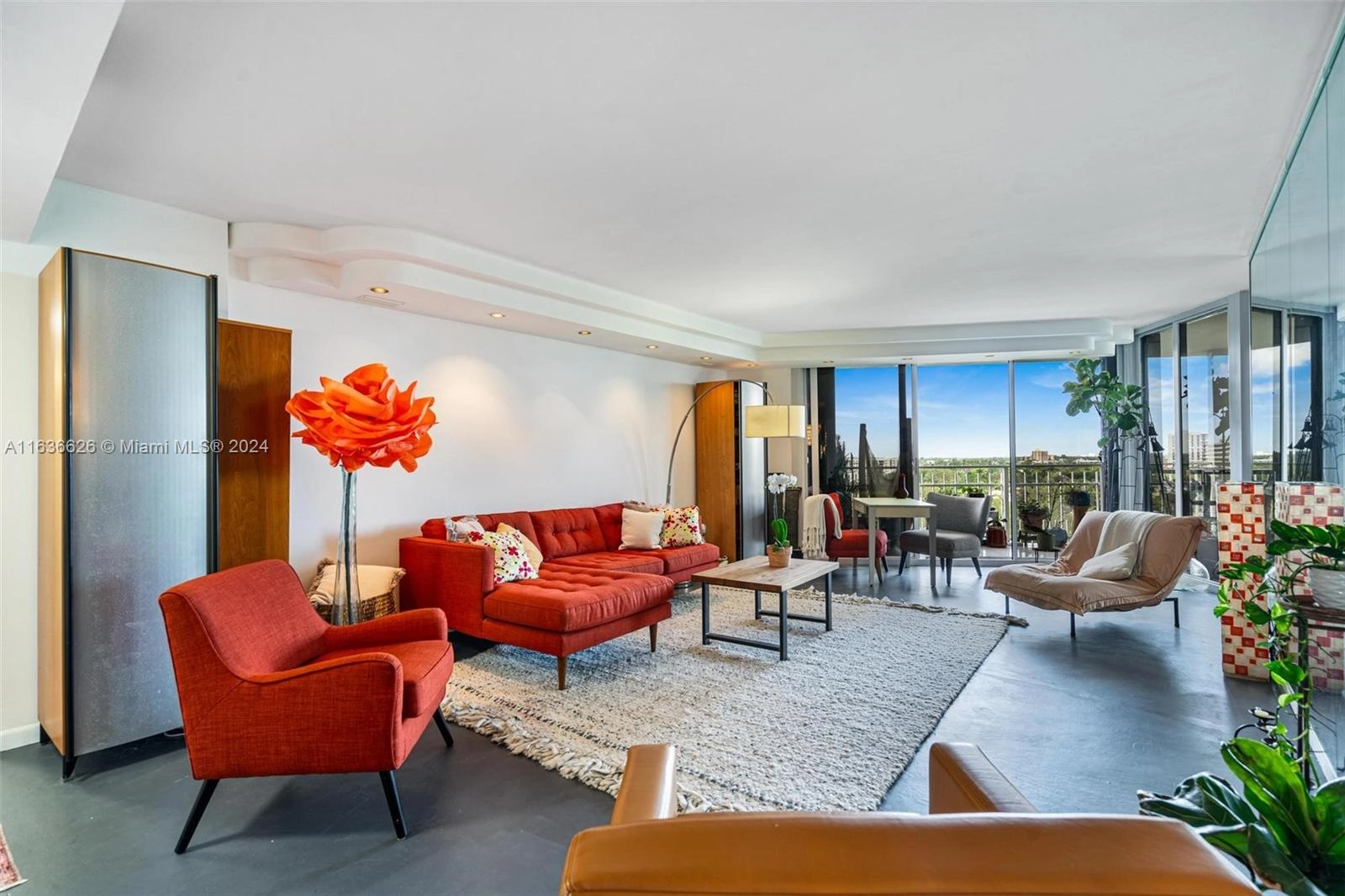 4000 Towerside Ter Unit 1107  