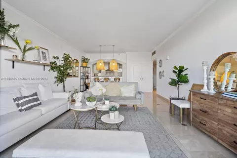 151 Crandon Blvd #526, Key Biscayne, FL 33149