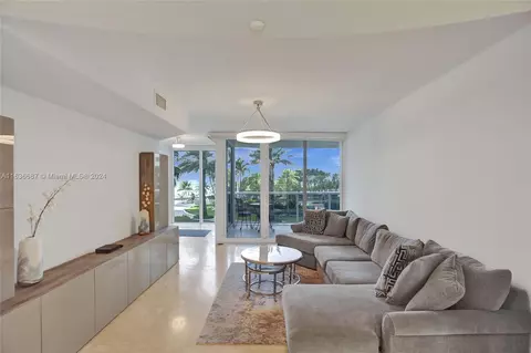 19111 Collins Ave #202, Sunny Isles Beach, FL 33160