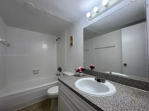 Undisclosed, Hialeah, FL 33012 photo 15