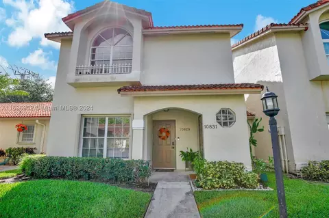 10831 NW 8 St #7-U7, Pembroke Pines, FL 33026