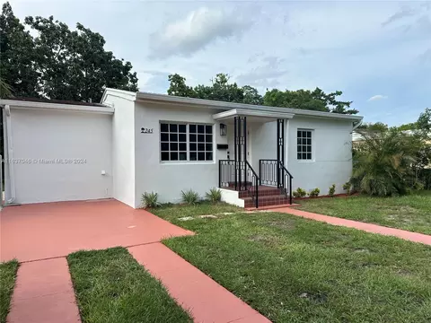 245 NW 131st St, North Miami, FL 33168