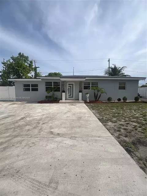 3121 NW 175th St, Miami Gardens, FL 33056