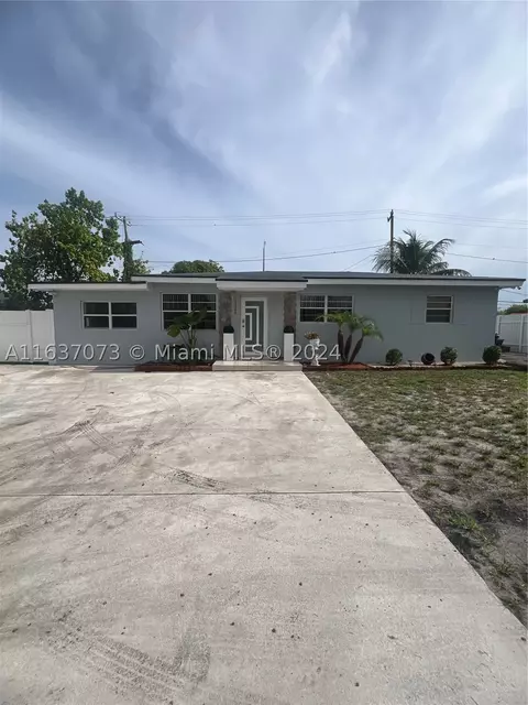 3121 NW 175th St, Miami Gardens, FL 33056