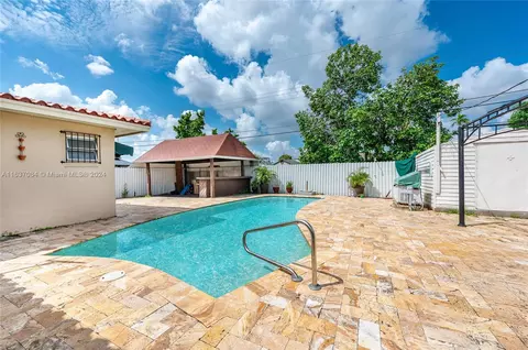 Other - 650 W 65th Dr, Hialeah, FL 33012 photo 9 of 10