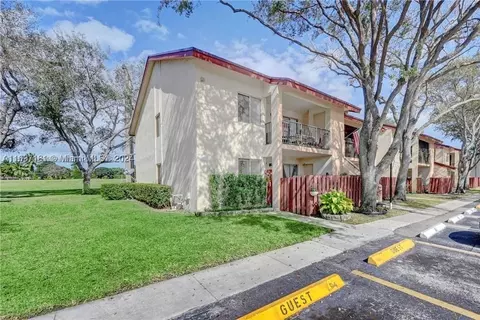 8061 Southgate Blvd #I3, North Lauderdale, FL 33068