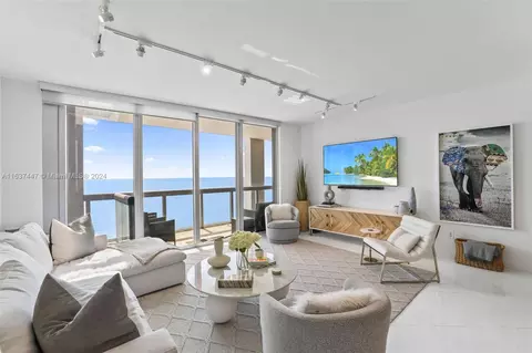 6899 Collins Ave #801, Miami Beach, FL 33141