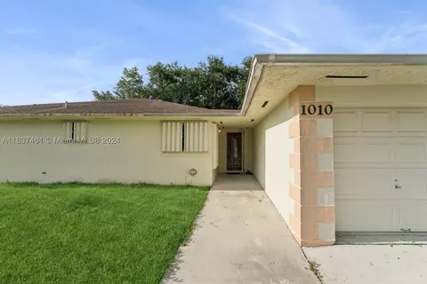 1010 NW 87th St, Miami, FL 33150