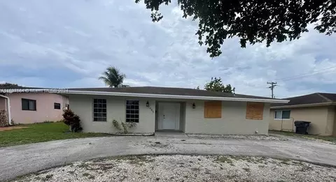 7480 Johnson St, Hollywood, FL 33024