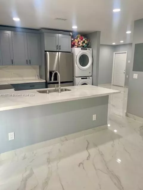 Other - 16482 NE 3rd Ave, Miami, FL 33162 photo 4 of 8