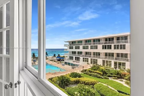 5401 Collins Ave #312, Miami Beach, FL 33140