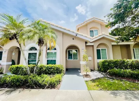 3161 Holiday Springs Blvd #15-3, Margate, FL 33063