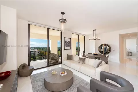301 Altara Ave #LPH912, Coral Gables, FL 33146