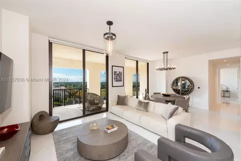 301 Altara Ave #LPH912, Coral Gables, FL 33146