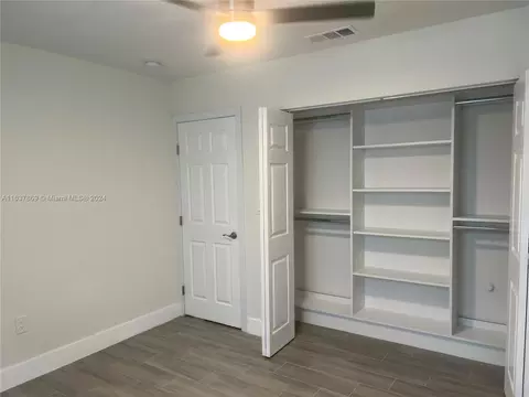 7386 W 30th Ave, Hialeah, FL 33018 photo 8