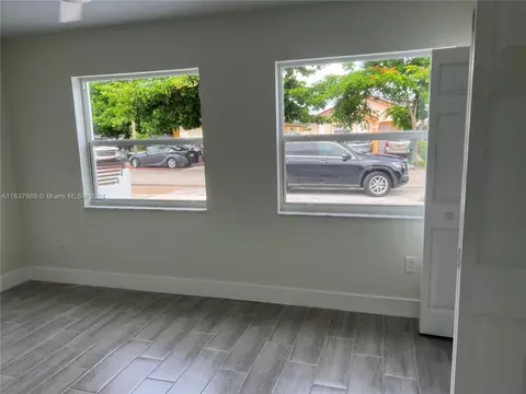 7386 W 30th Ave, Hialeah, FL 33018 photo 3