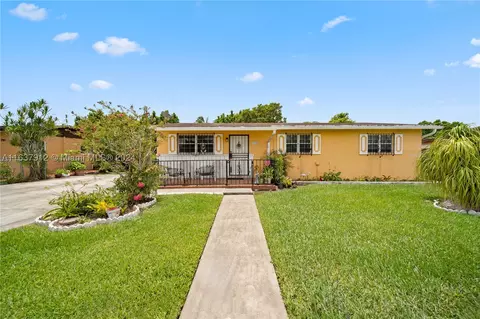11530 SW 181st Ter, Miami, FL 33157