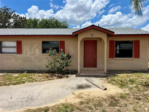 313 Blanco Ct, Avon Park, FL 33825